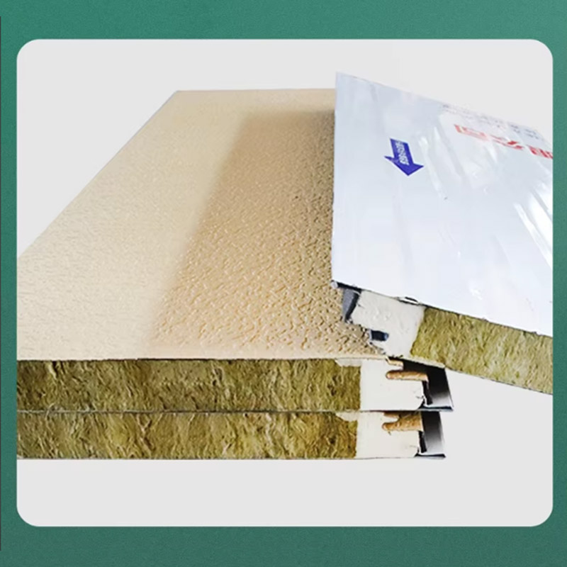 Used for House Flame-Resistant Roof Panels Rock Wool Core Wall Panel Cladding Metal Siding Panels with Smooth Surface